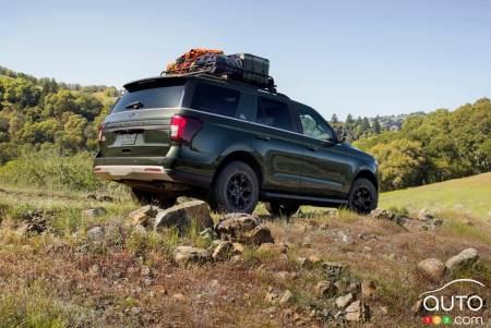 2022 Ford Expedition Timberline, three-quarters rear